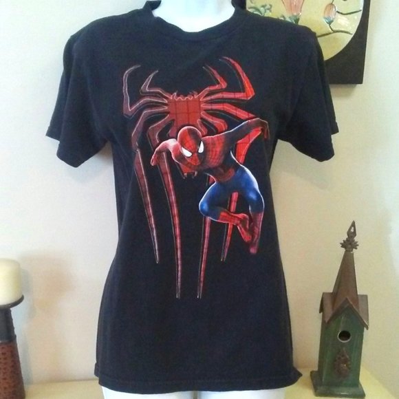 Boy's Spider-man tee - size small - Picture 1 of 3